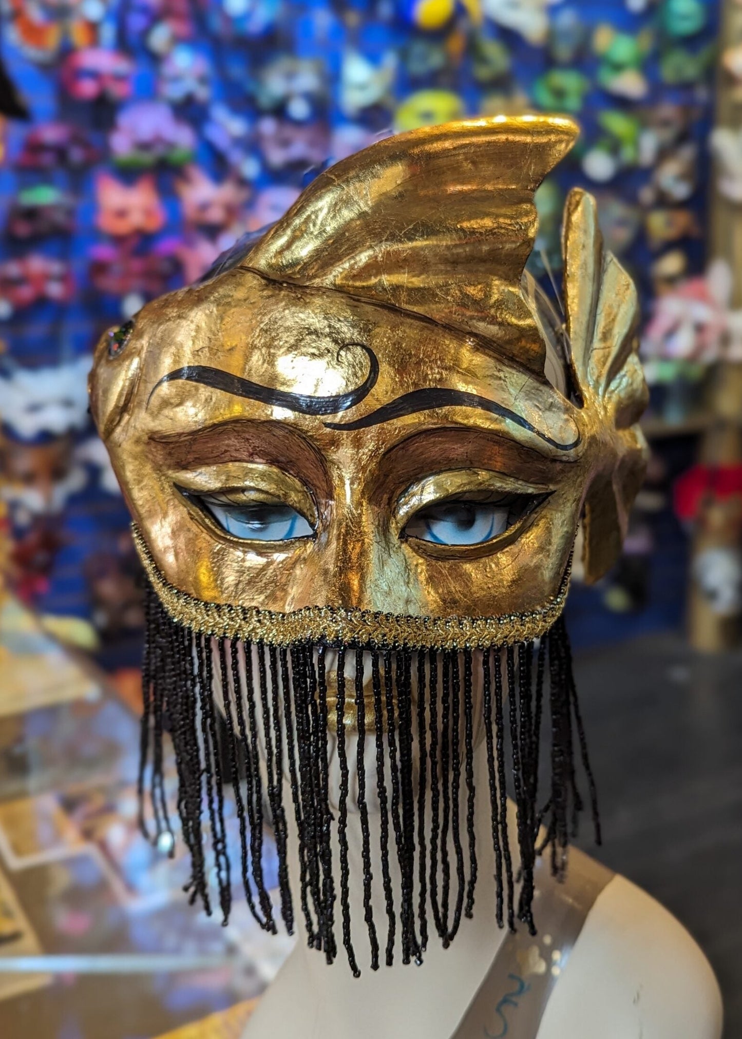 Gold Pisces image 0