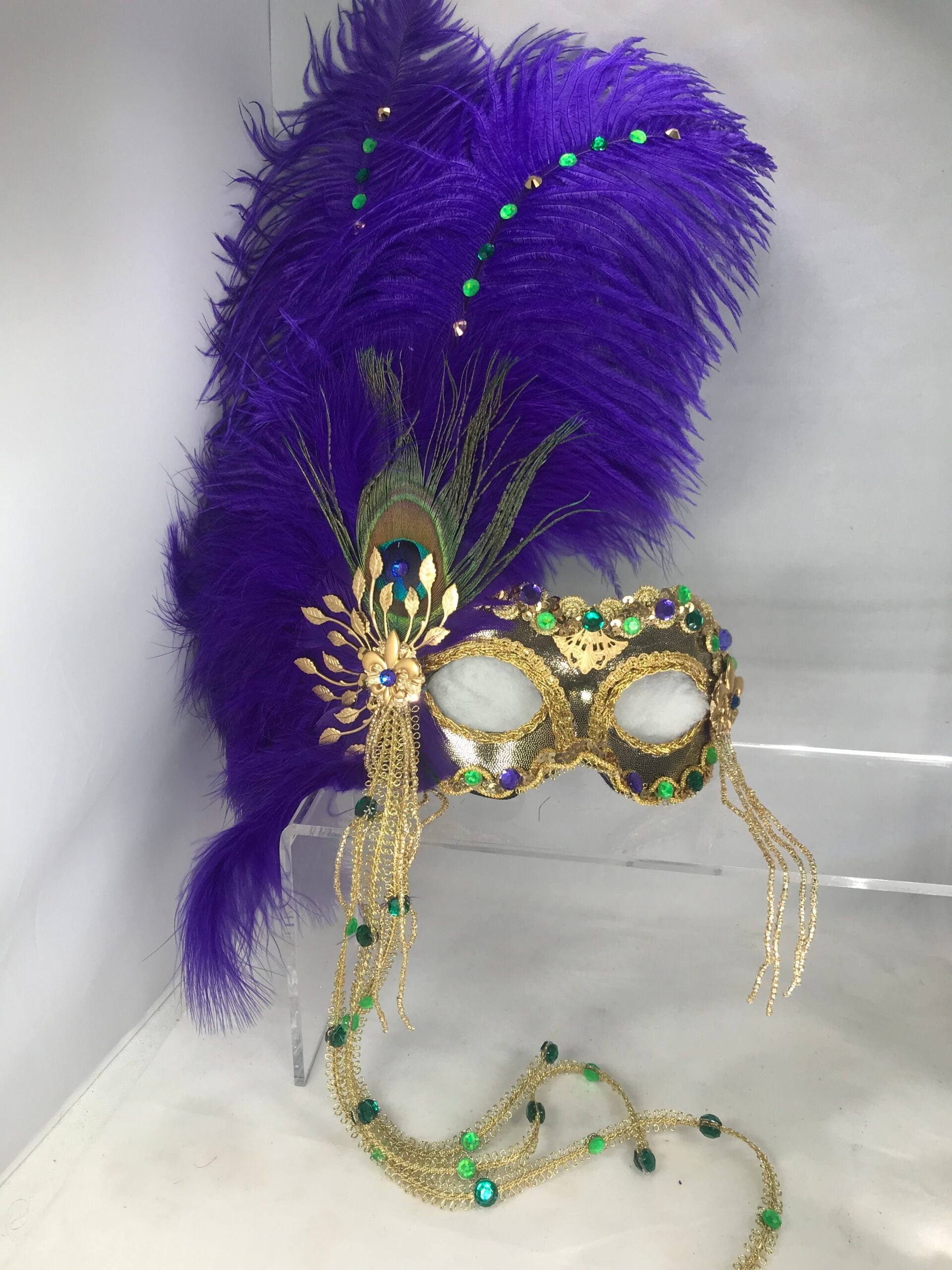 Mardi Gras Jewel image 1